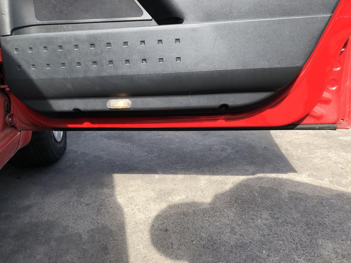 Renault Megane 2 II Grandtour T&uuml;r vorne rechts Beifahrert&uuml;r Rohbau OV727 Rot