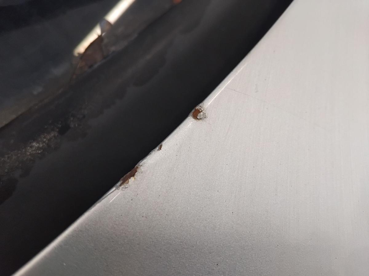 Ford Fiesta JA8 original Motorhaube Deckel vorn Polarsilbermetallic BJ2009