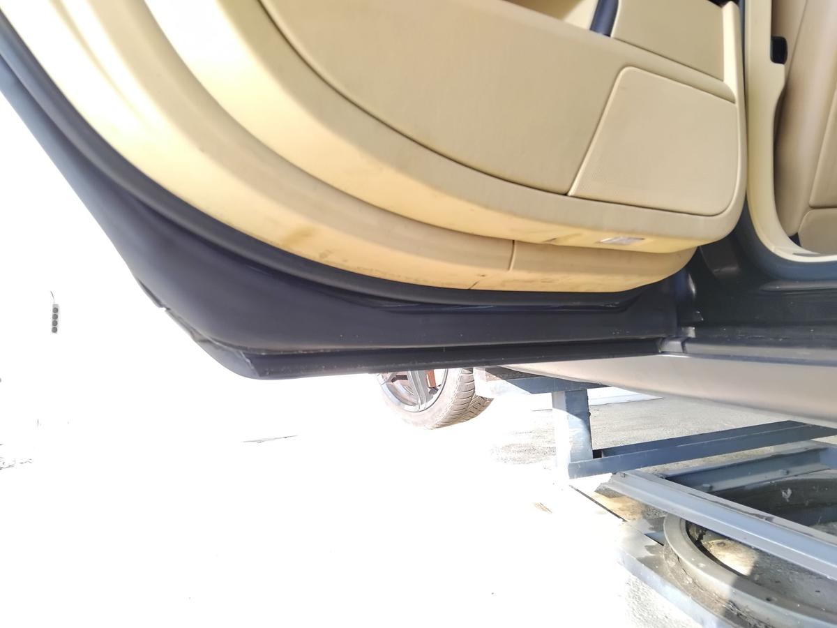 VW Phaeton GP1 T&uuml;r hinten links tarantellaschwarzmetallic LR9V BJ2007