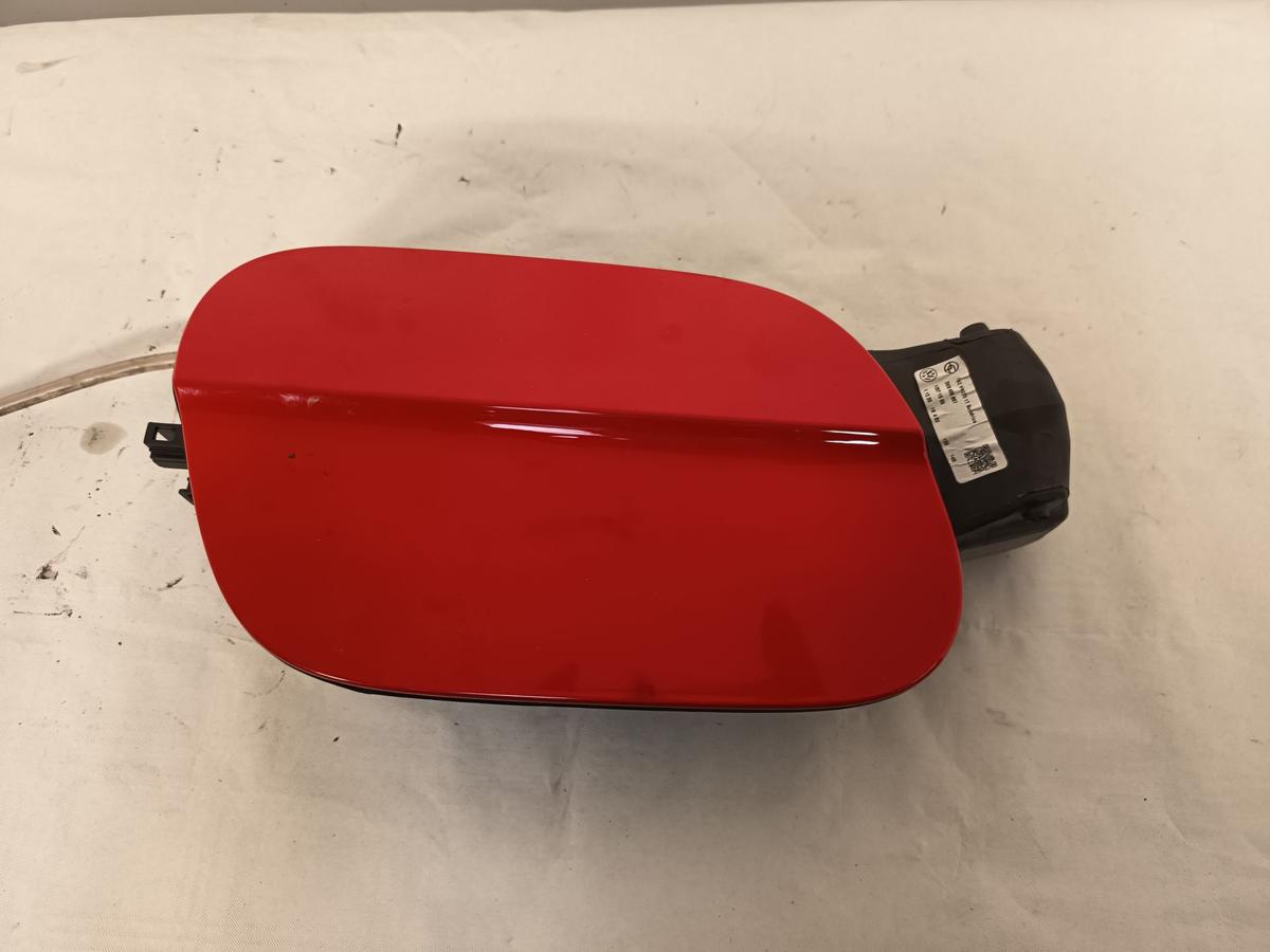VW Polo VI AW original Tankklappe mit Stellelement LP3G Flashrot BJ 2021