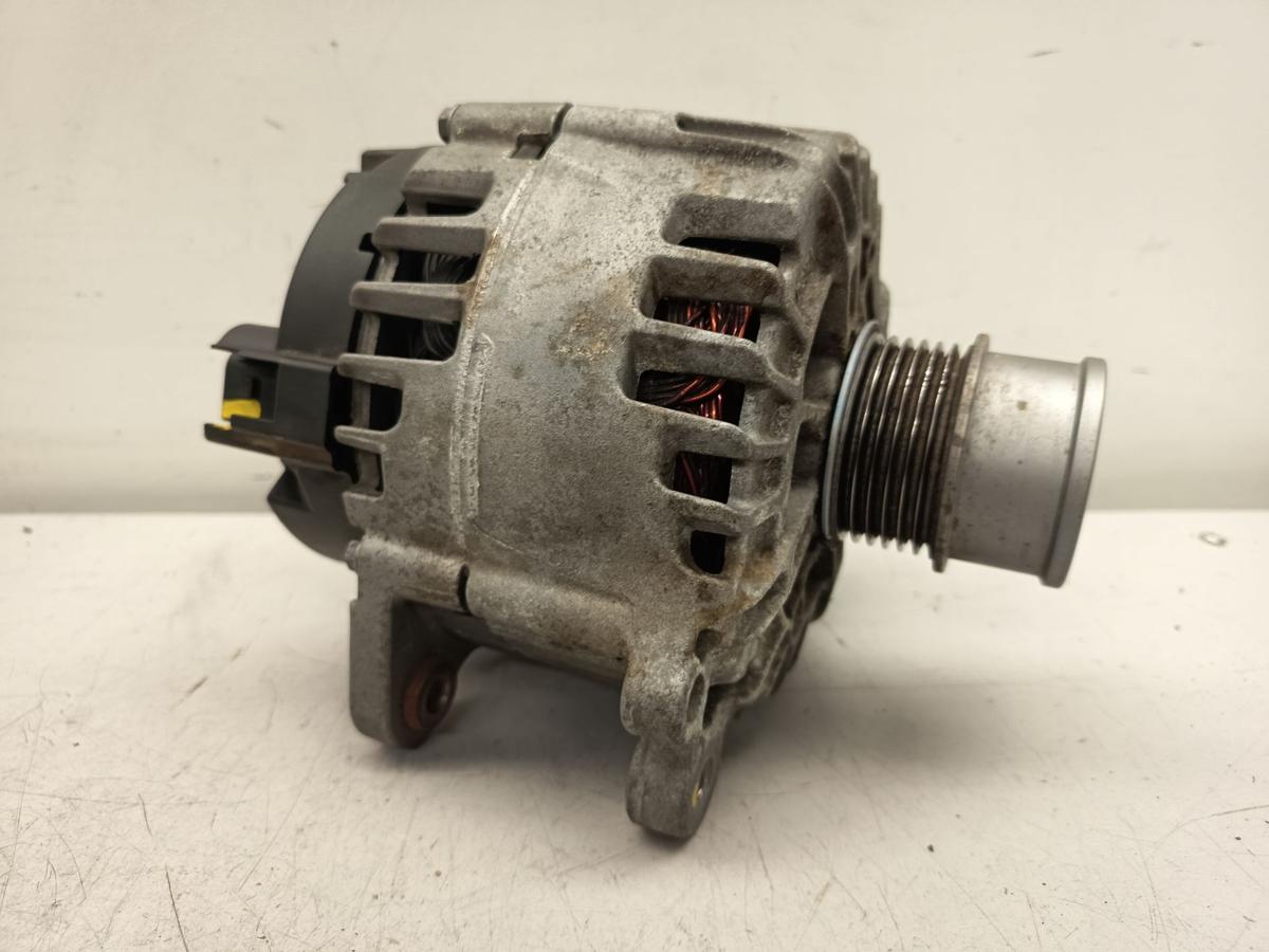 Original VAG Valeo 140A Lichtmaschine Generator 04C903021A Bj 2019