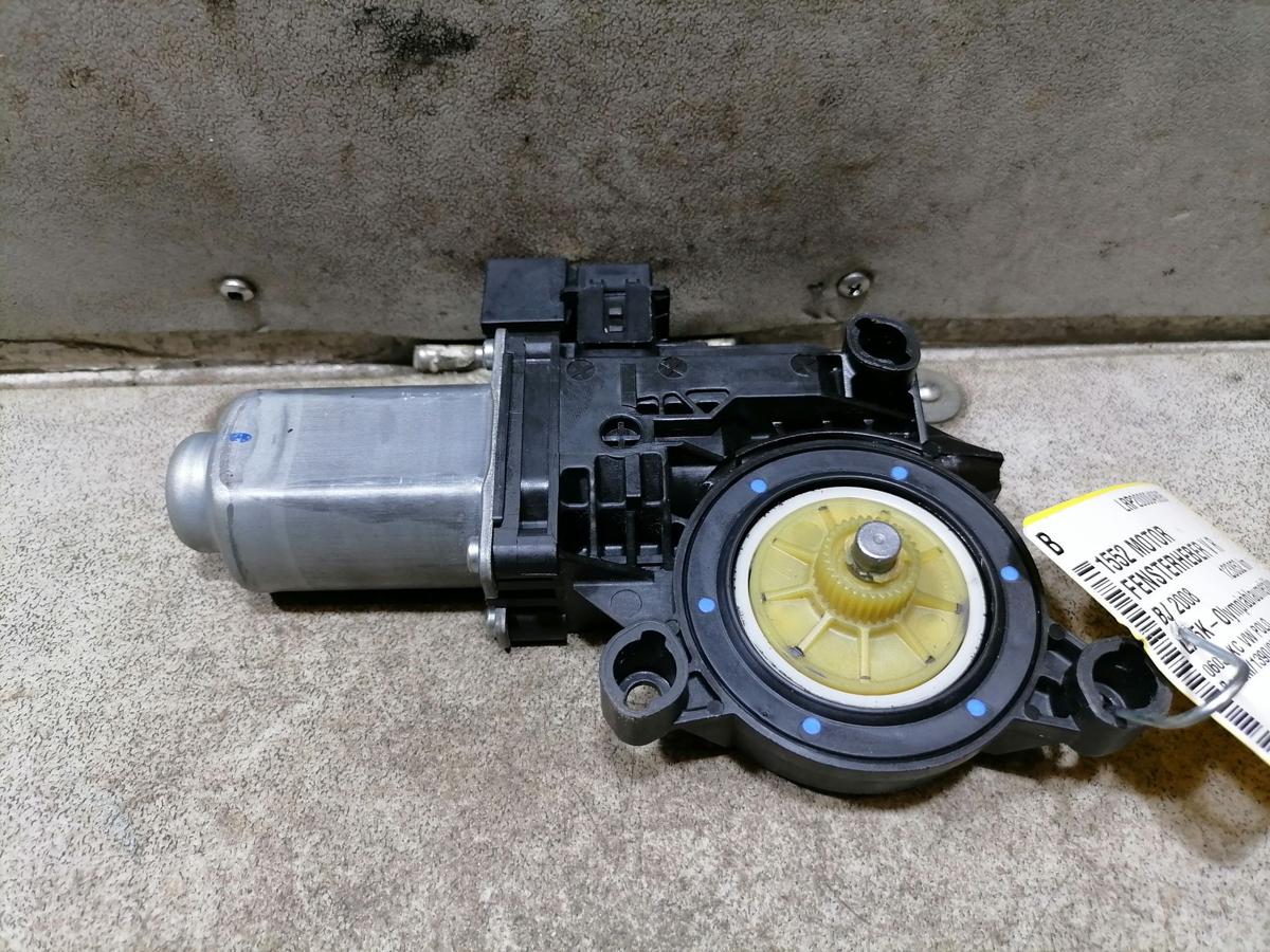 VW Polo 9N3 original Fensterhebermotor vorn rechts Bj.2008