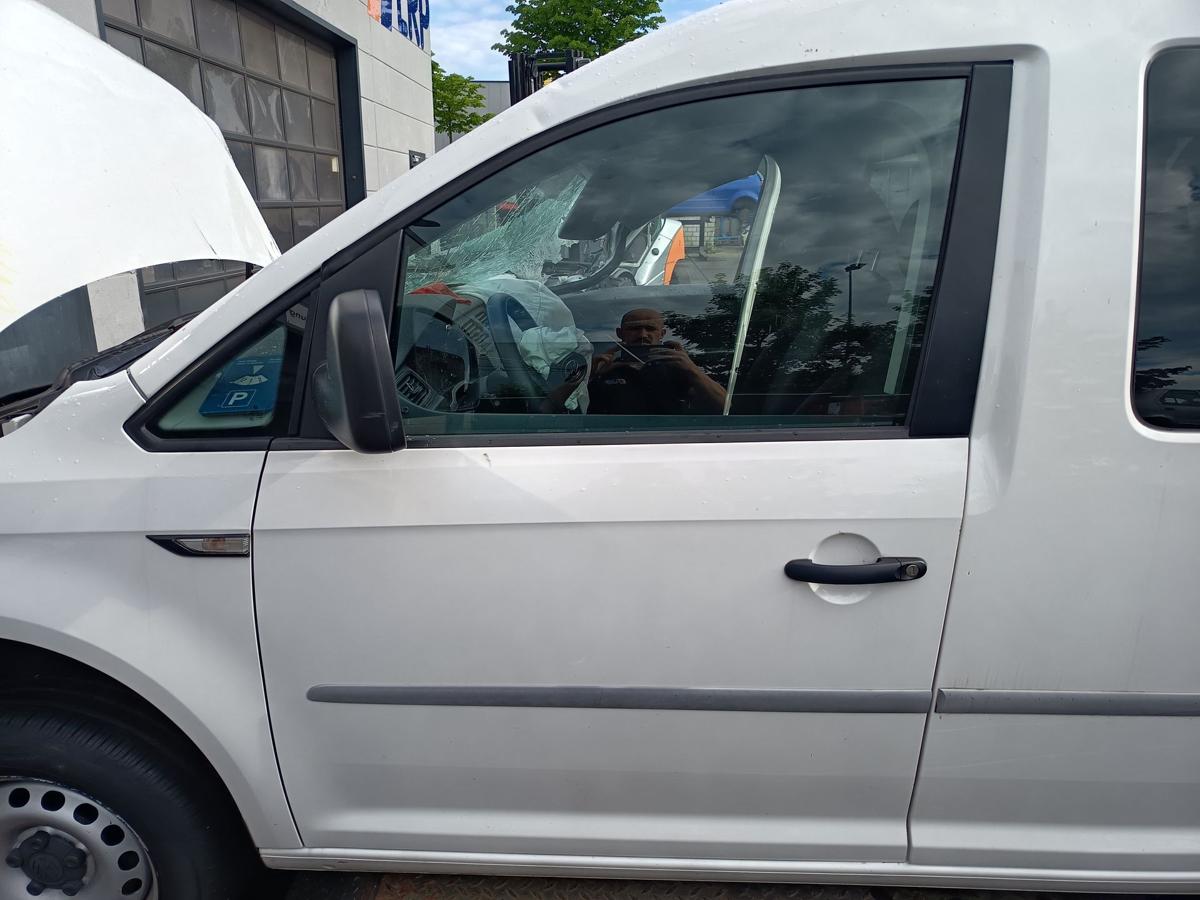 VW Caddy IV SA original T&uuml;r vorn links Fahrer Rohbau B9A Candywei&szlig; Bj 2016