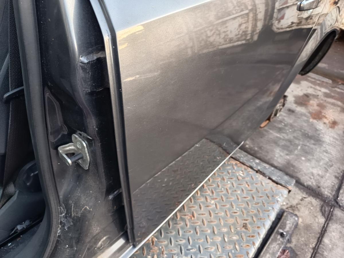 Opel Astra H Caravan original T&uuml;r hinten links Fond Z177 Karbongrau Bj 2010