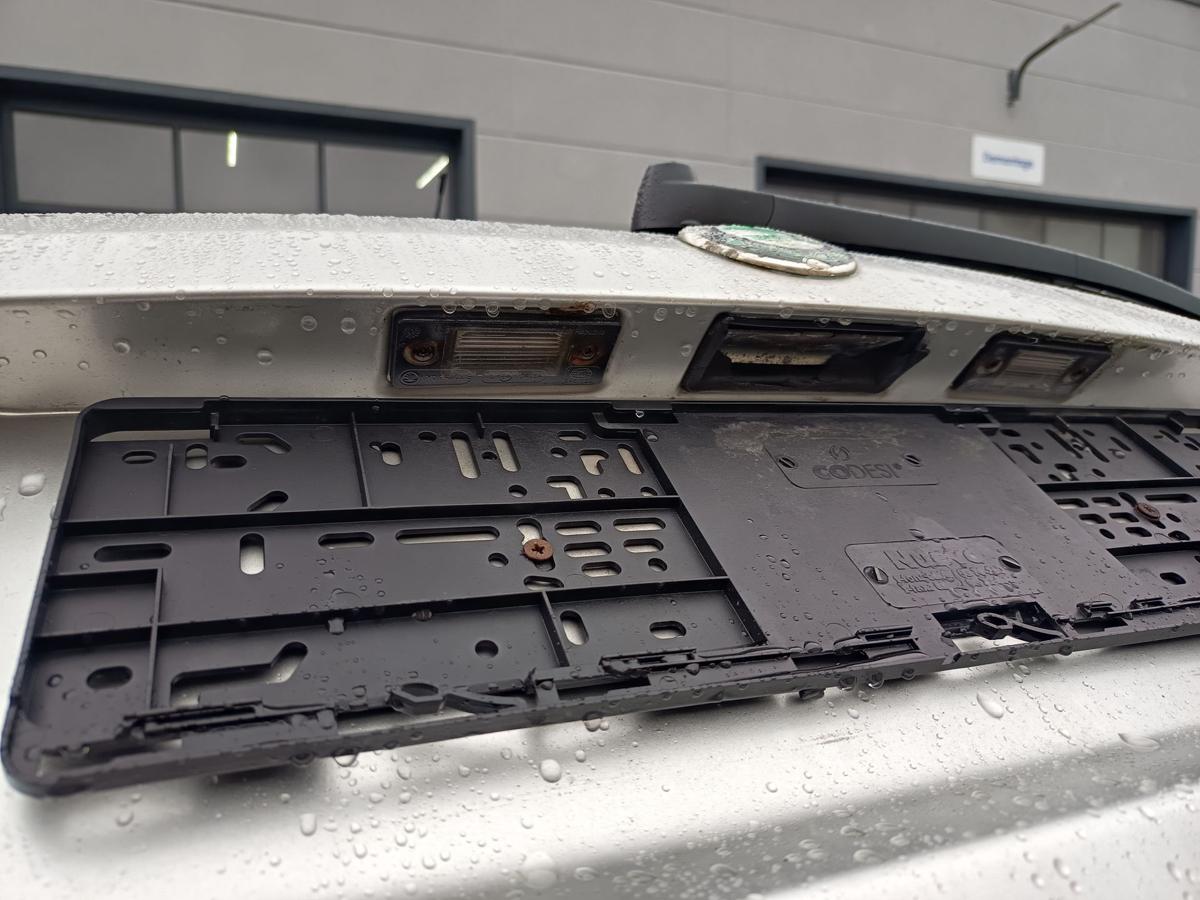 Skoda Fabia I 6Y original Heckklappe mit Scheibe Kombi F7T Diamantsilber Bj 2005