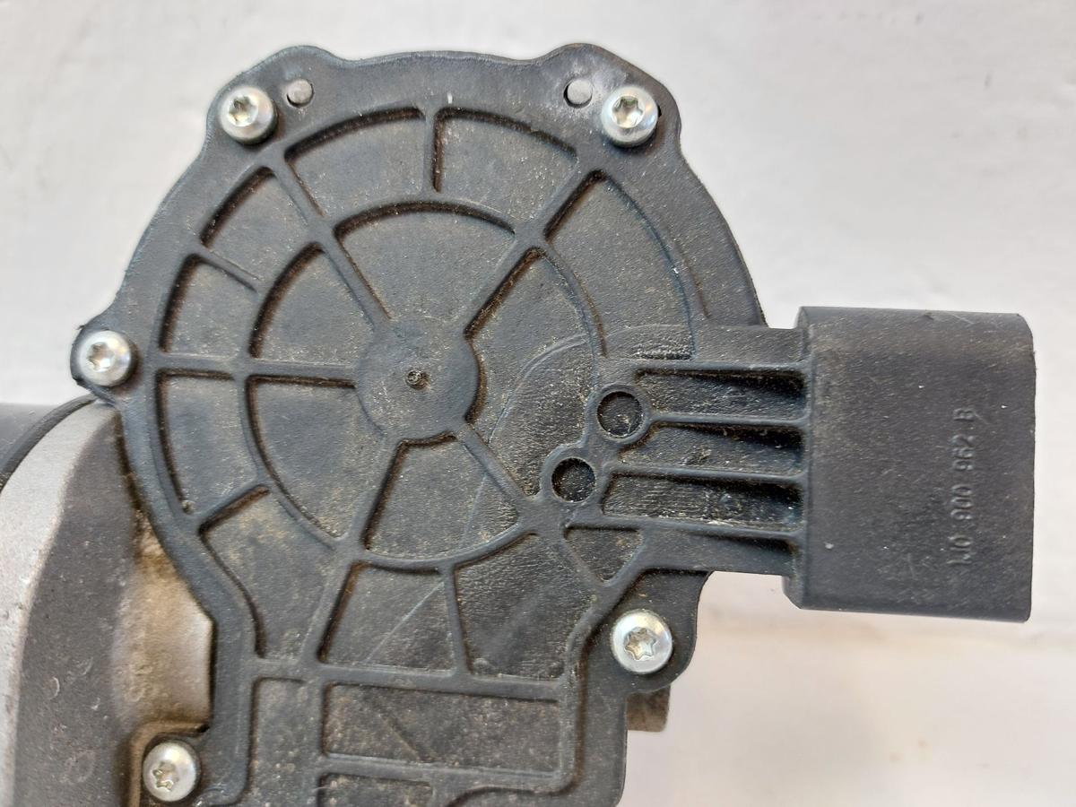 Audi Q2 Typ AG Wischermotor vorn Scheibenwischermotor OEM