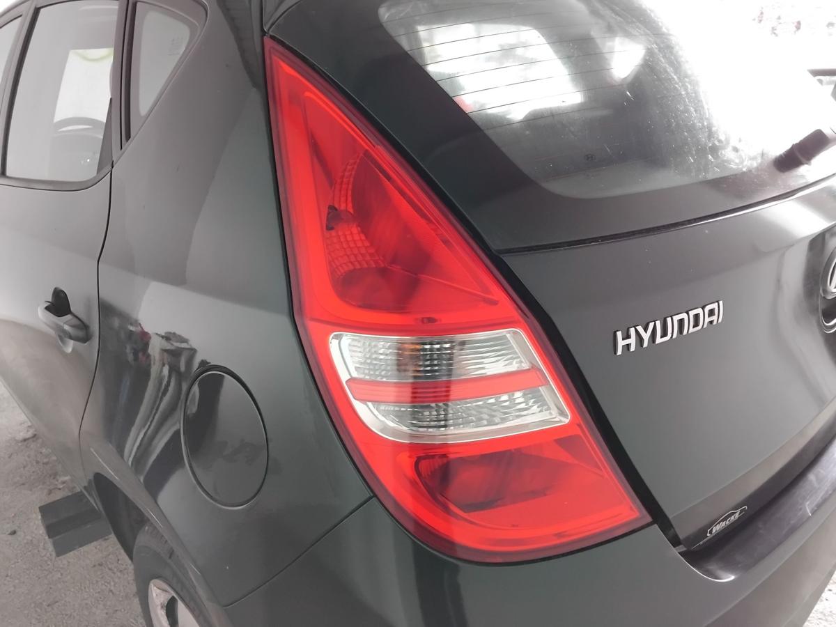 Hyundai i30 FD original Rückleuchte Heckleuchte links Fließheck BJ2010