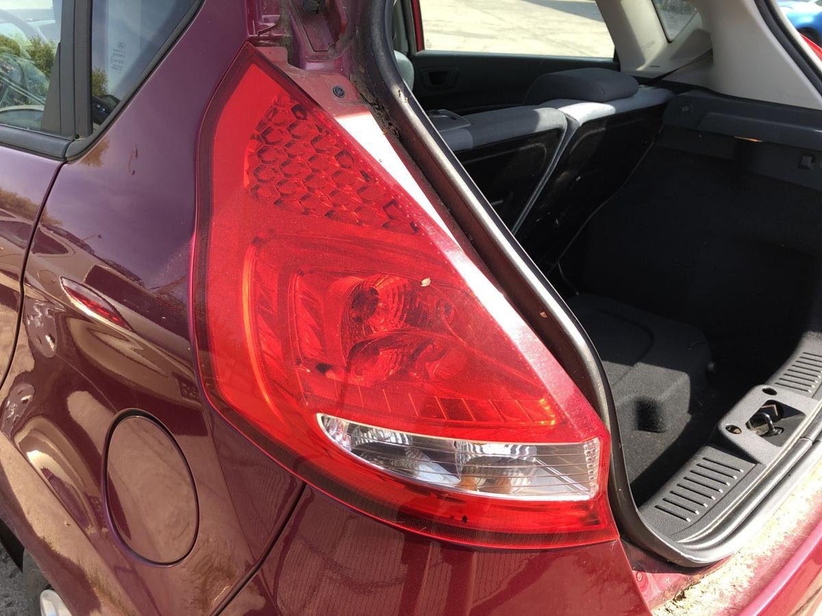 Ford Fiesta JA8 Rückleuchte links Rücklicht Heckleuchte für 5 türer bis 2012