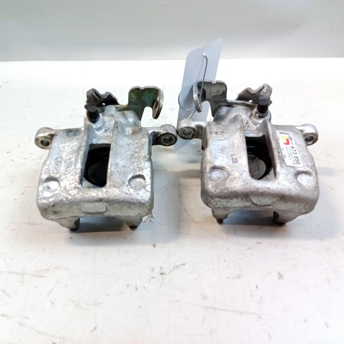 Audi 80 B4 Satz Bremss&auml;ttel Hinterachse 2.0 85kw 2WD Bj.1994