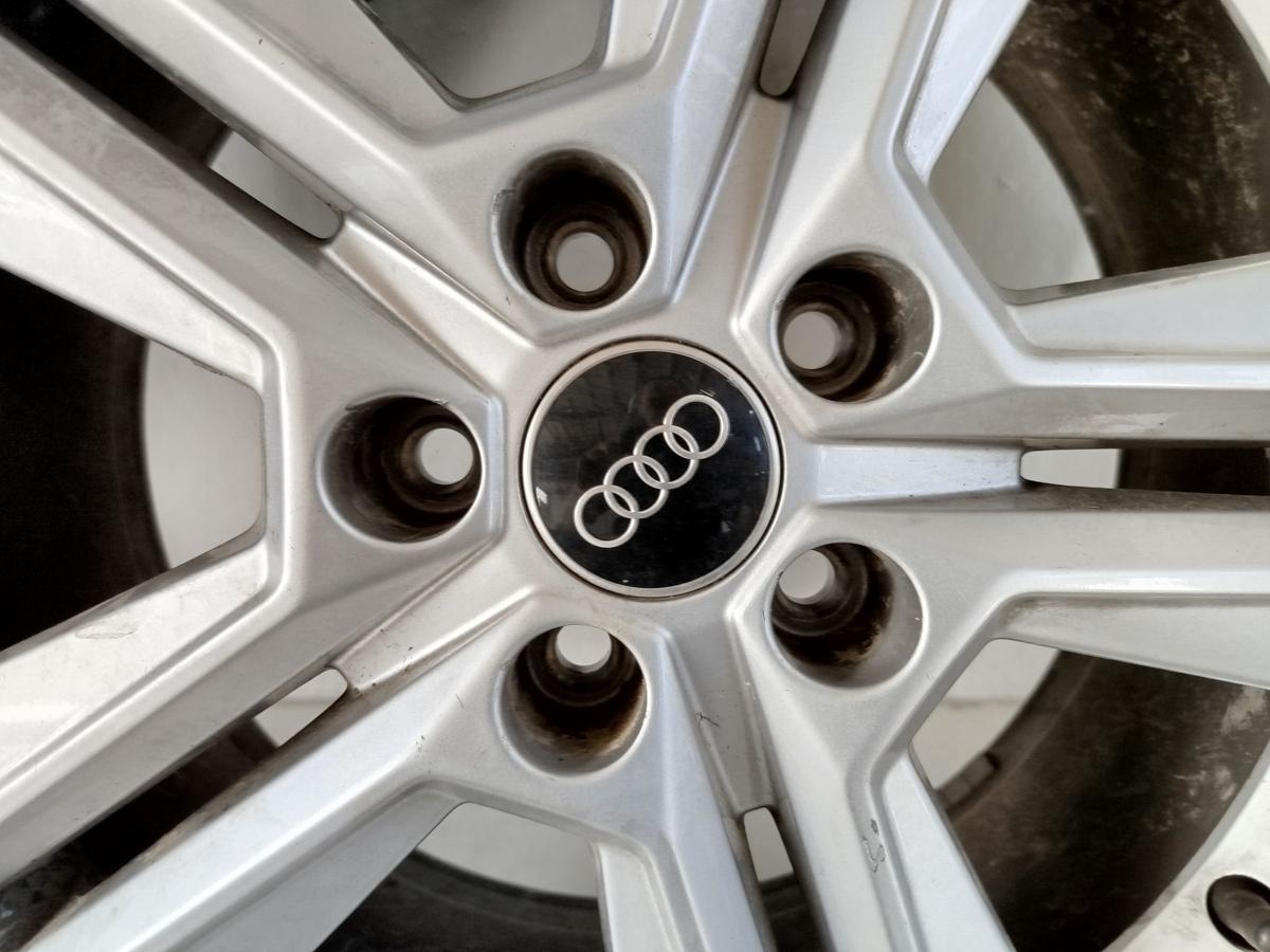 Audi Q2 Typ AG Komplettrad mit Alufelge 7x17 ET45 Allwetter Hankook 215 55 17