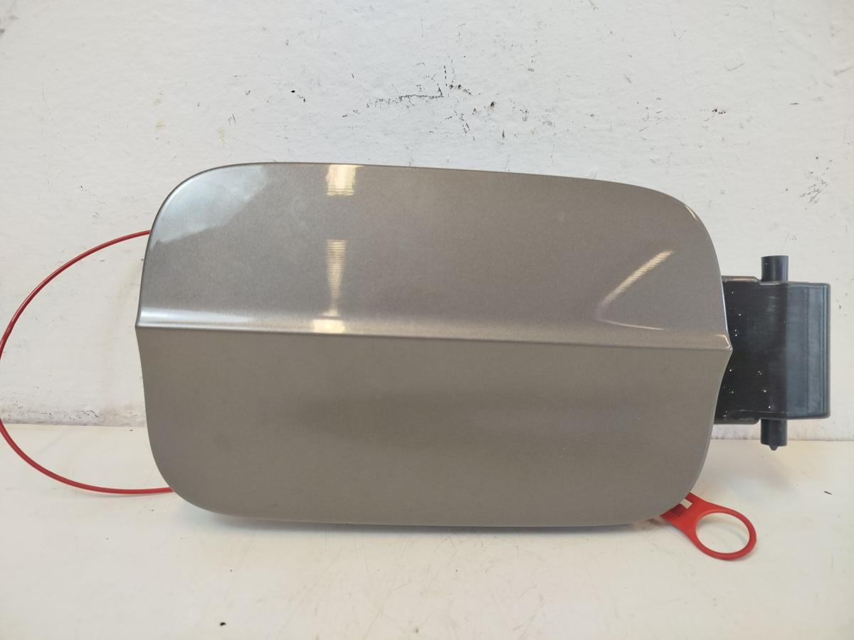 Audi A3 8V Sportback Tankklappe Tankdeckel Tankverschluss LY1P Dakotagrau