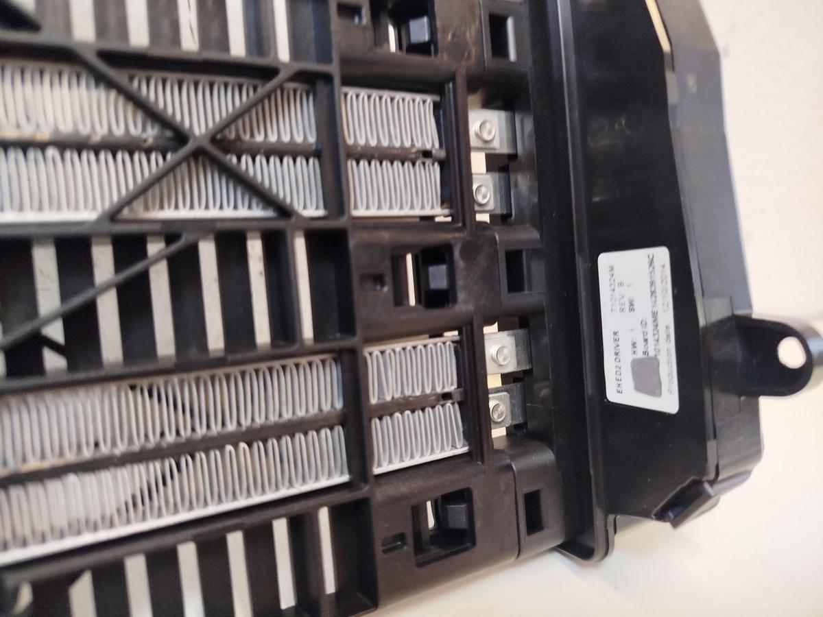 BMW 1er F20 Zuheizer elektrisch im Gebl&auml;sekasten Elektrozuheizer