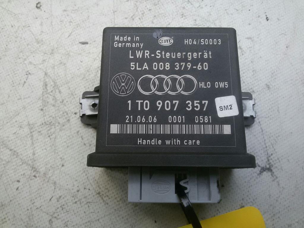 Skoda Octavia 1Z Steuergerät LWR 1T0907357 5LA00837960 HELLA BJ2006