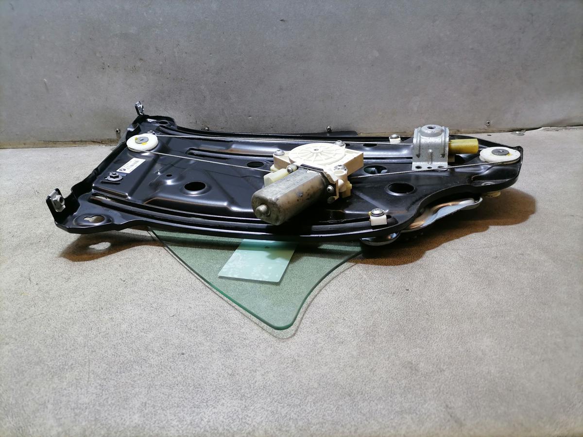 BMW E88 Seitenscheibe hinten links BJ 08-11