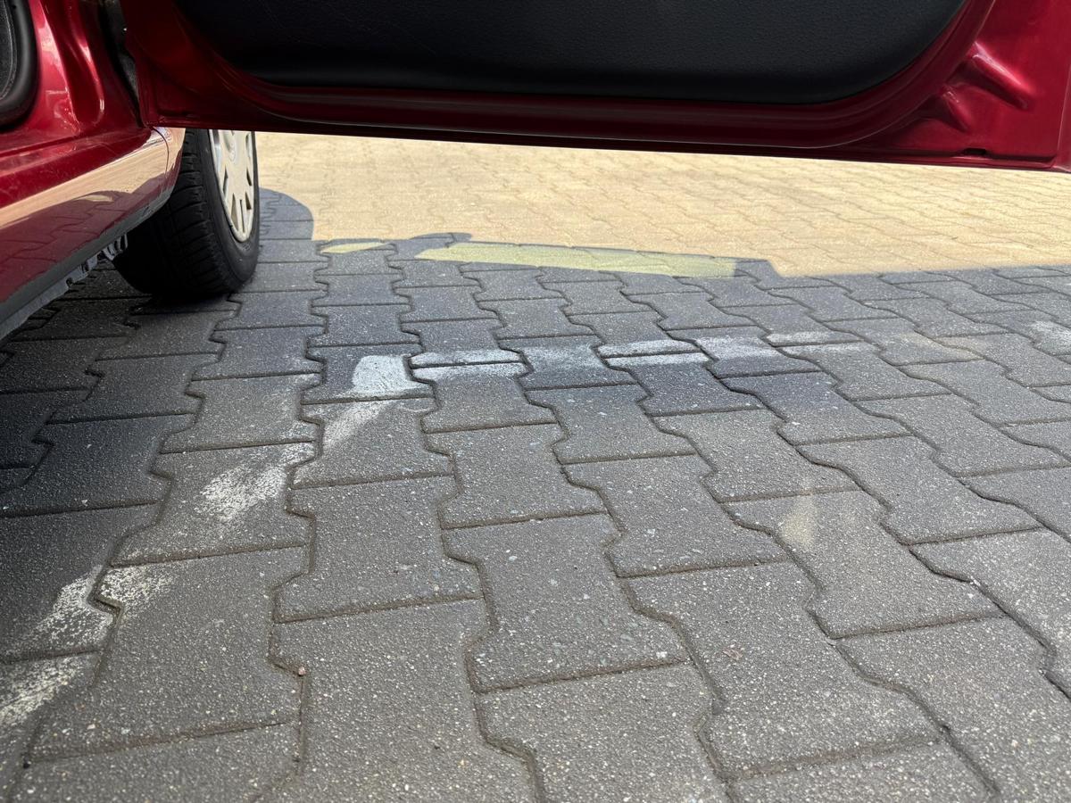 Citroen C3 original Tür vorn rechts EKQ Luziferrot Rohbau BJ08