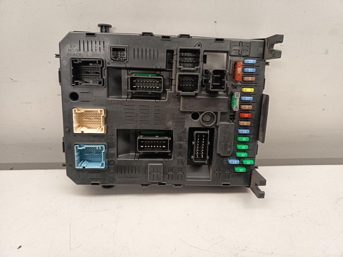 Citroen C4 Picasso Baujahr 08 original Steuerger&auml;t; Sicherungskasten 281201930B