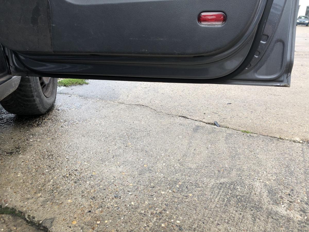 VW Touran 1T Tür vorn rechts Beifahrertür im Rohbau LD7X Platinum Grey Metallic