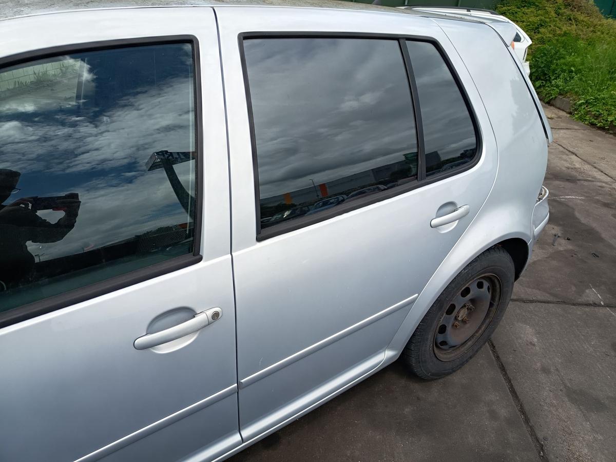 VW Golf IV original T&uuml;r hinten links LB7Z Satinsilber Baujahr 2000