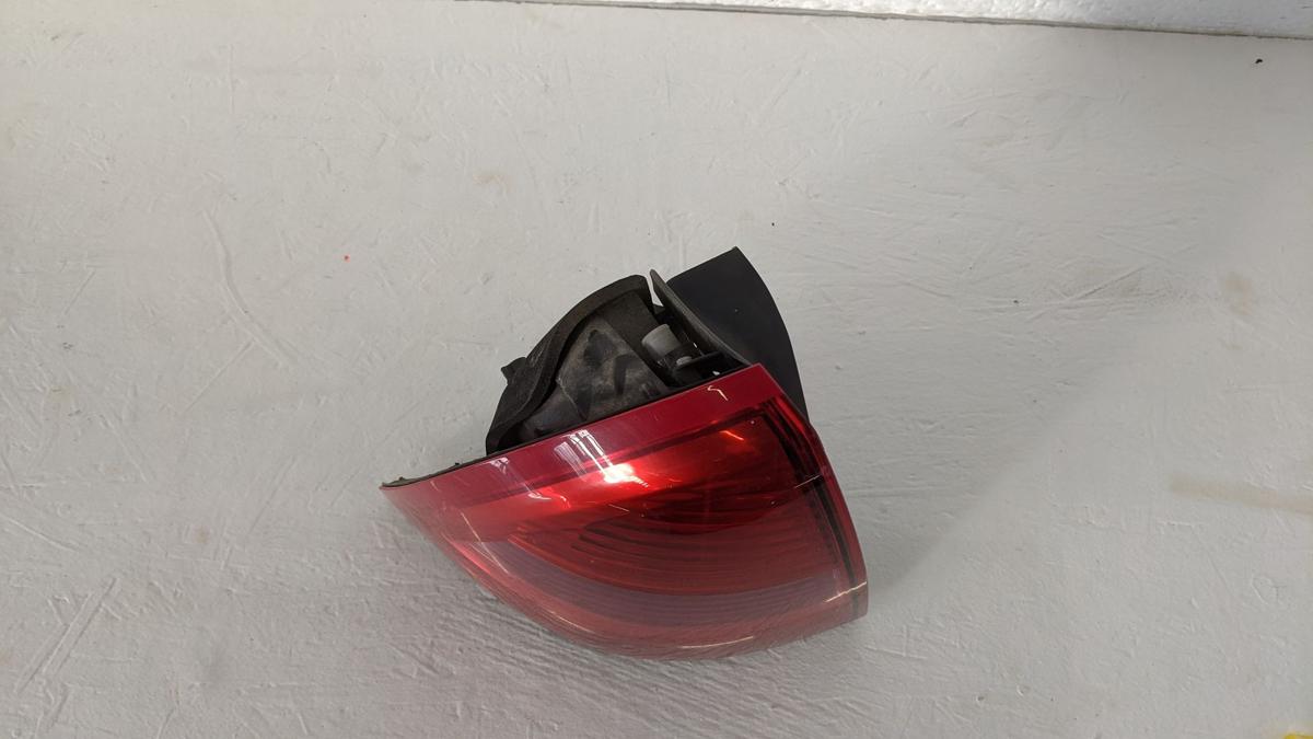 Rückleuchte Schlußleuchte Rücklichte Lampe hinten aussen links Citroen C5 Limo