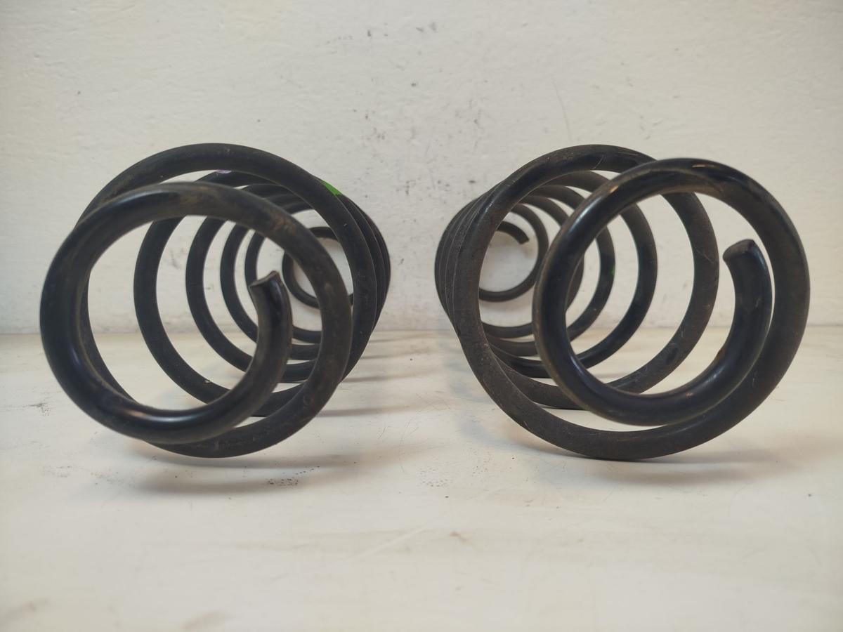 Citroen C3 III SX ab17 Satz Hinterachsfedern Feder hinten Schraubenfeder