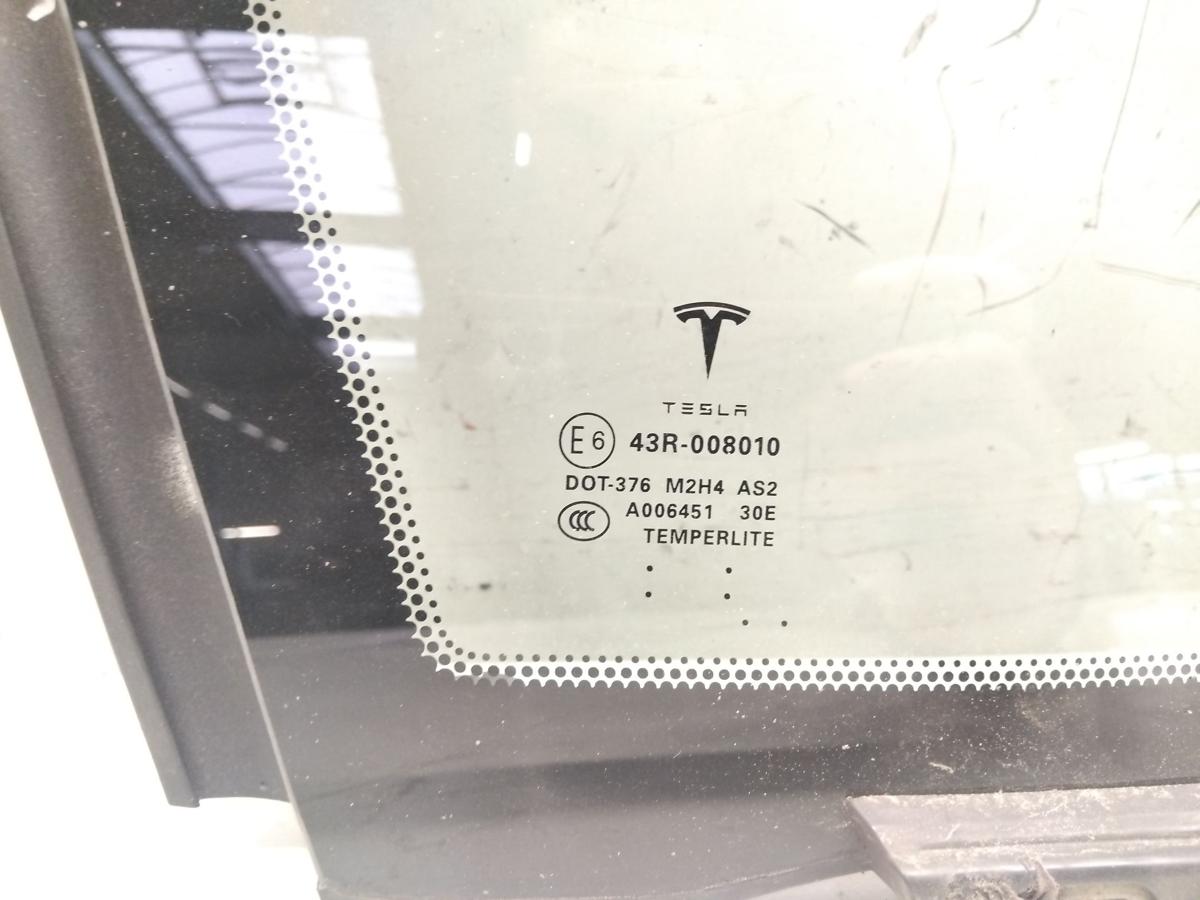 Tesla Model S P85D original Dreieckscheibe hinten links gr&uuml;ncolor BJ2014