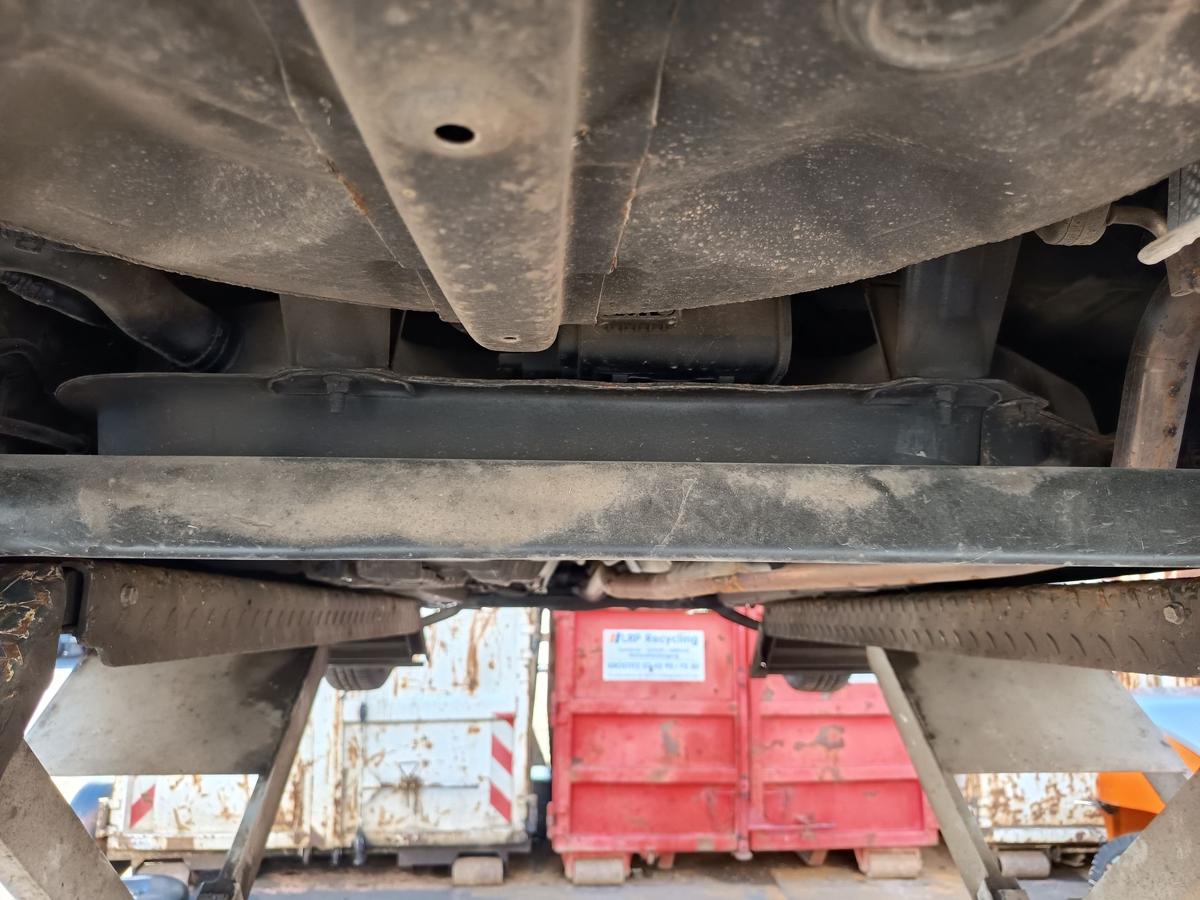 Hyundai i20 original Hinterachse Tr&auml;ger scheibengebremst 55100-1J050 Bj 2011