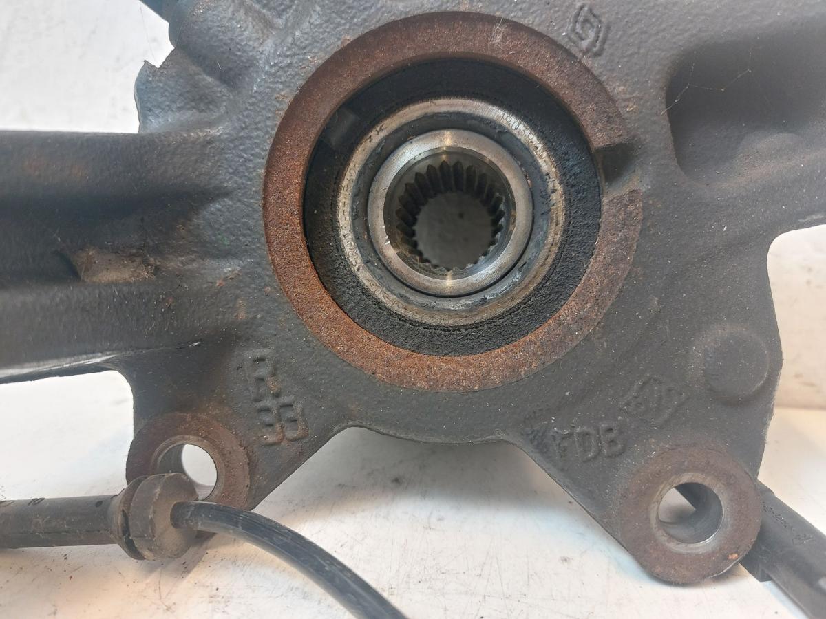 Renault Clio IV X98 TCe90 Achsschenkel vorn links Schwenklager Radlagergeh&auml;use