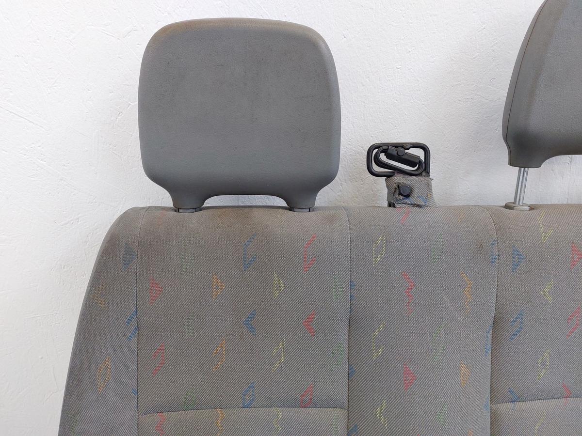 VW LT Typ 2D 3er Sitzbank hinten R&uuml;cksitzbank Sitzbank R&uuml;ckbank Text lesen