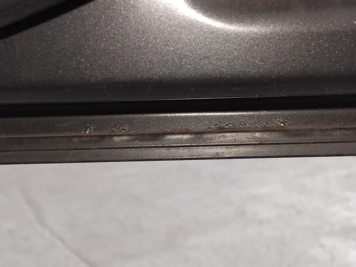 Mitsubishi Space Star A0 T&uuml;r vorn rechts Beifahrert&uuml;r A02 Cosmos Grau BJ2014