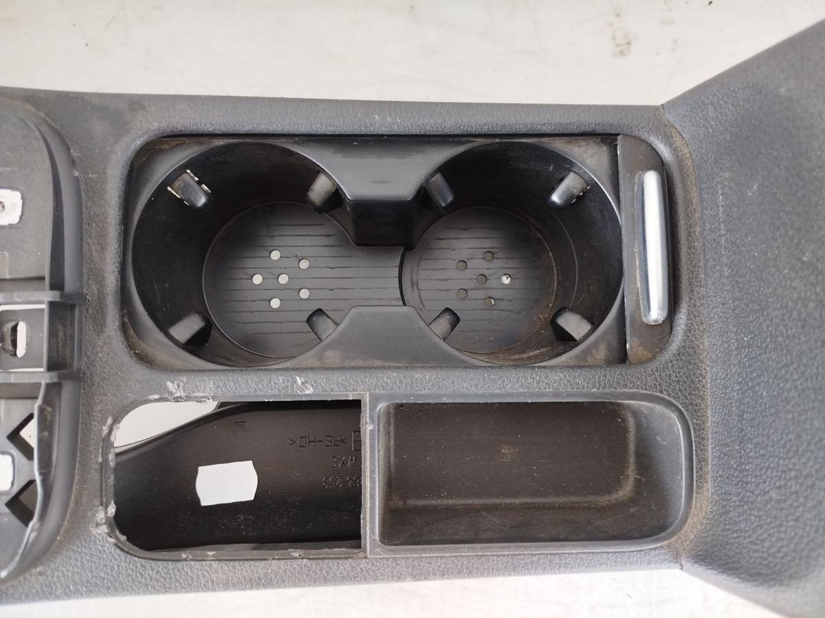 VW Tiguan 5N ab 2011 Mittelkonsolenverkleidung mit Armlehne Stoff Mittelarmlehne