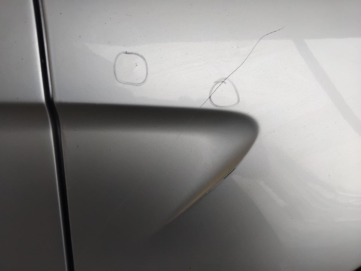 BMW X5 E53 original Kotfl&uuml;gel vorn rechts titansilbermetallic 354/7 BJ2000