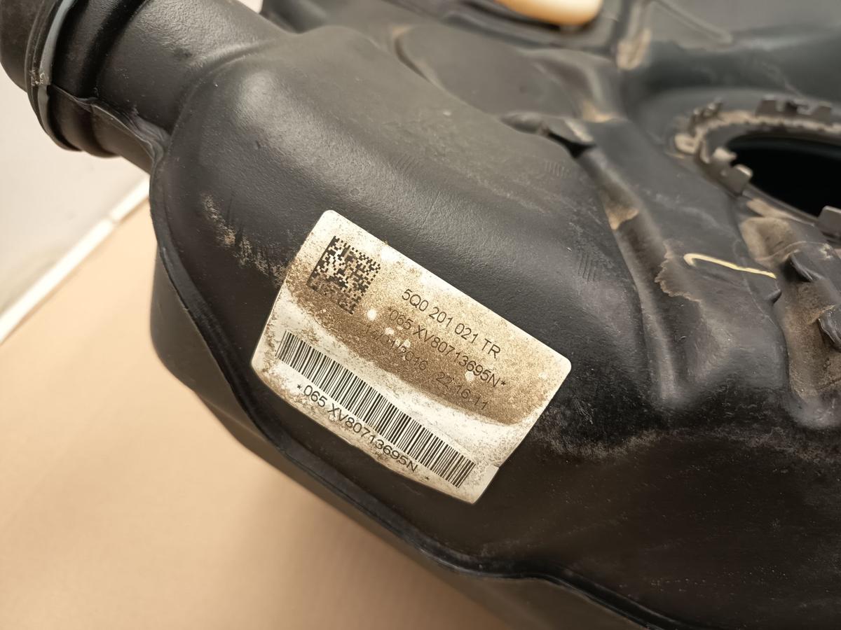 Skoda Octavia III 5E orig Kraftstoffbeh&auml;lter Tank Diesel 5Q0201060BA Bj 2016