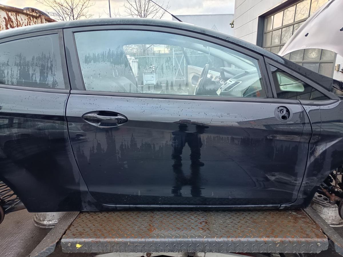 Ford Fiesta VII original T&uuml;r vorn rechts Beifahrer Pantherschwarz Bj 2012