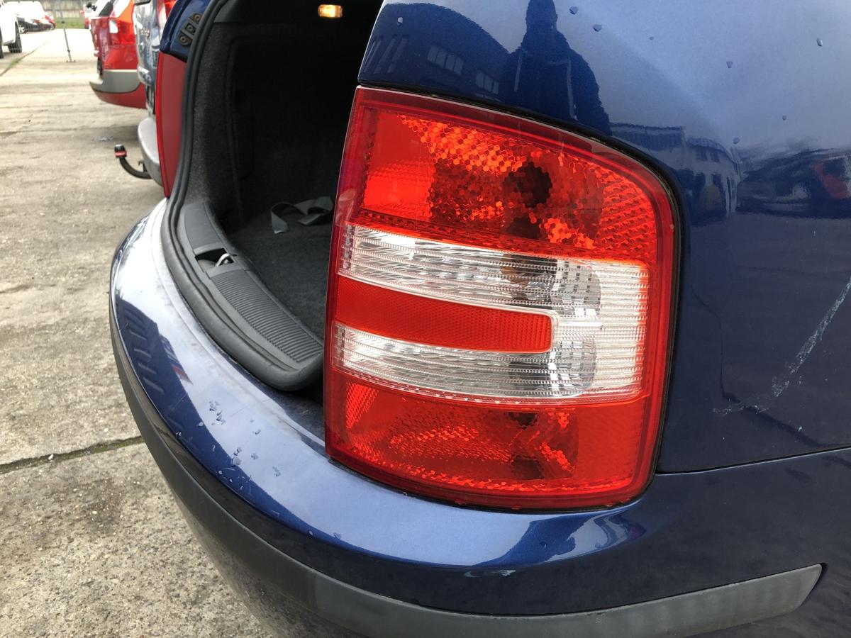 Skoda Fabia 6Y R&uuml;ckleuchte rechts R&uuml;cklicht Heckleuchte Kombi Facelift ab 04