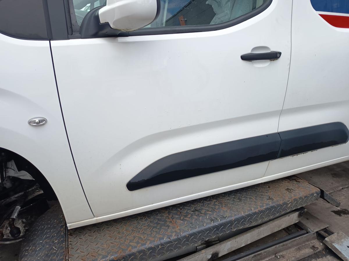 Opel Combo E orig Tür vorn links Fahrertür G20 Weiß Bj 2019