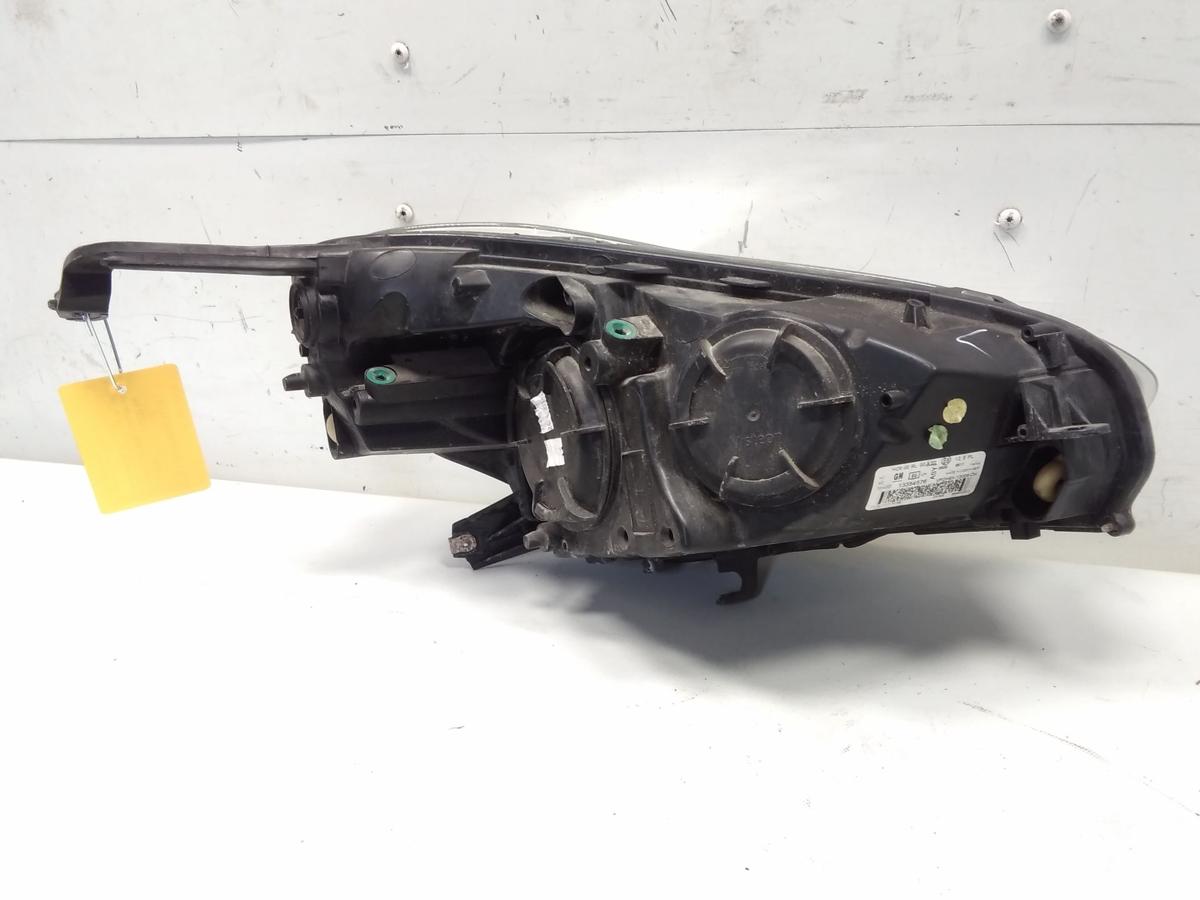 Opel Adam original Scheinwerfer links Halogen mit LED-Tagfahrlicht Bj.2013