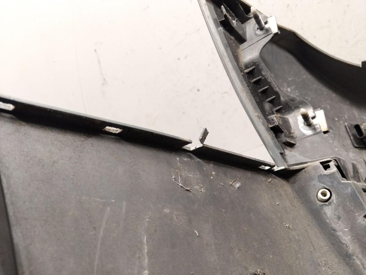 VW Passat 3C orig.Stossf&auml;nger Sto&szlig;stange vorn SWRA PDC BJ2009 LB6S Granite Green