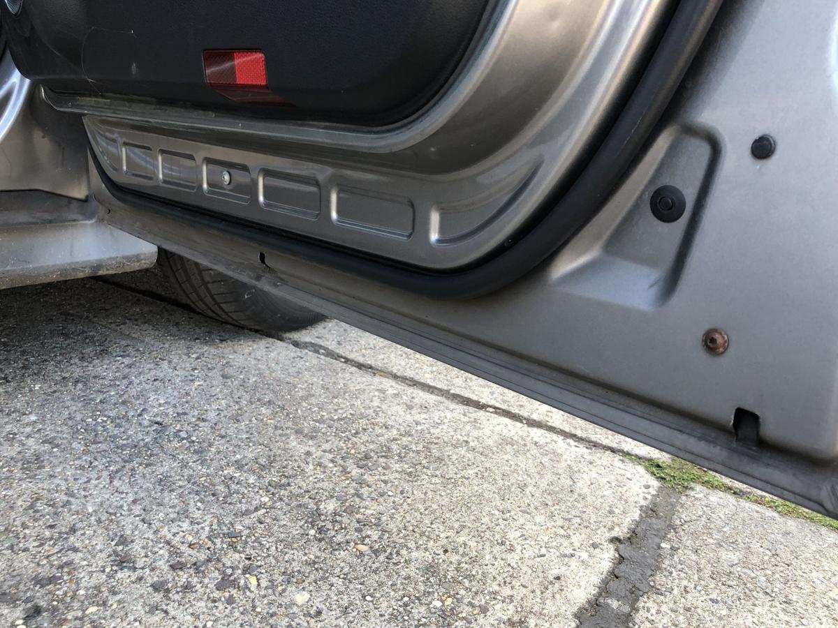 Mercedes B Klasse W245 T&uuml;r vorn rechts Beifahrert&uuml;r im Rohbau 748 Kometgrau