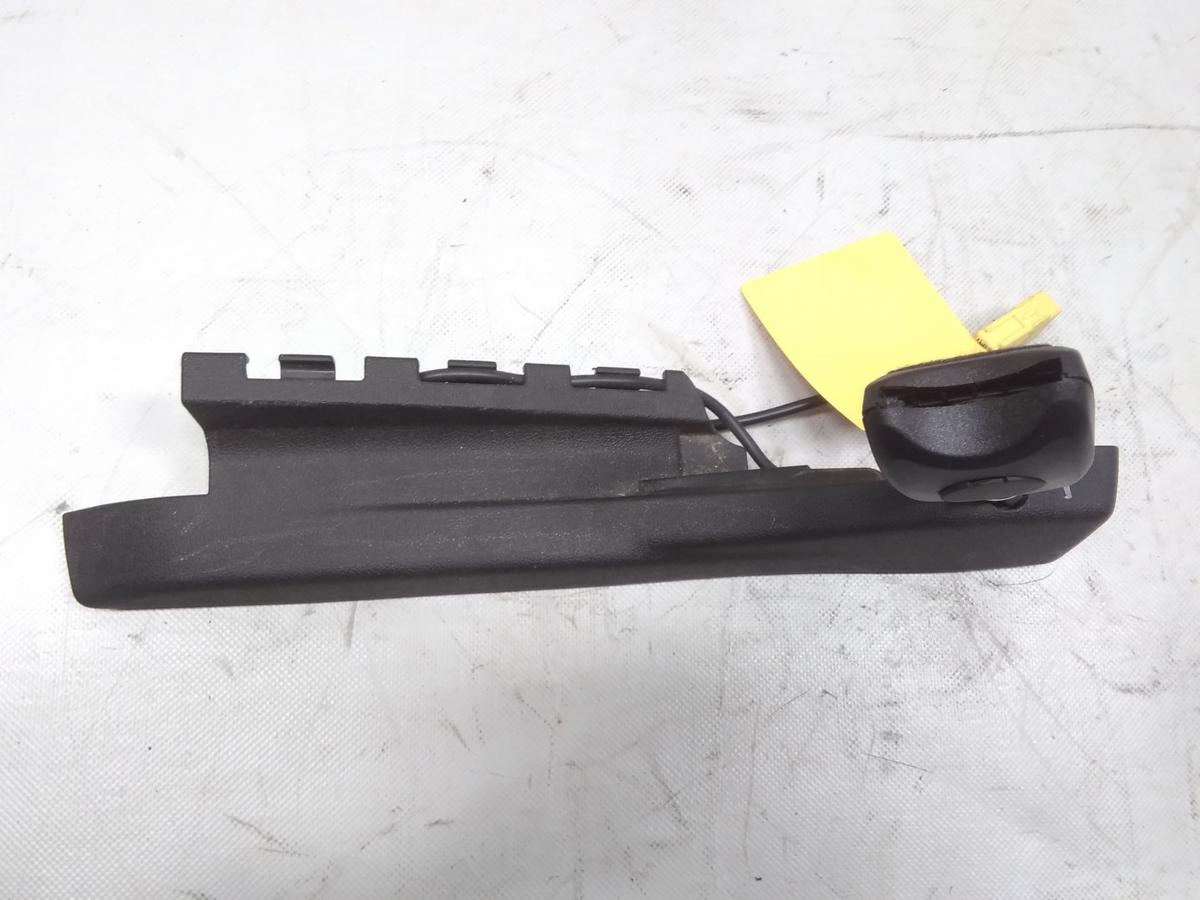 Opel Meriva B original Gurtschlo&szlig; mit Gurtstraffer vorn links au&szlig;en Bj.2012