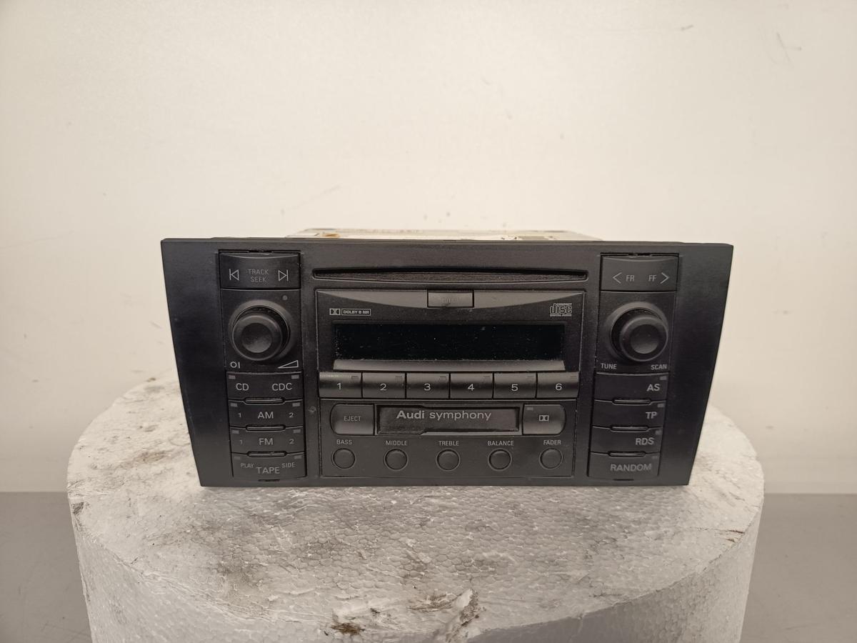 Audi A4 B5 Limo orig Radio Symphony 8D0035195 MIT CODE Bj 2000
