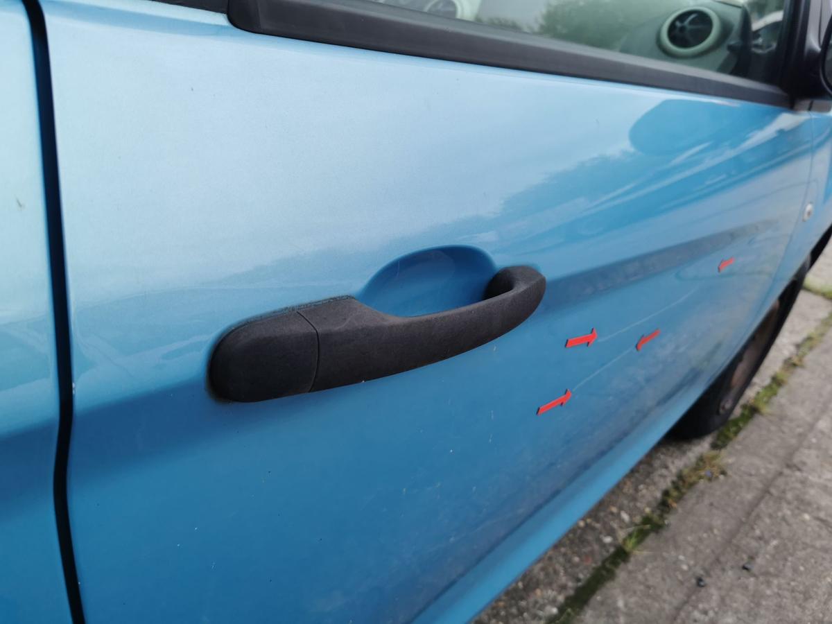 Ford KA RU8 Beifahrertür Tür Autotür Rohbautür vorn rechts Scuba Blau KRATZER