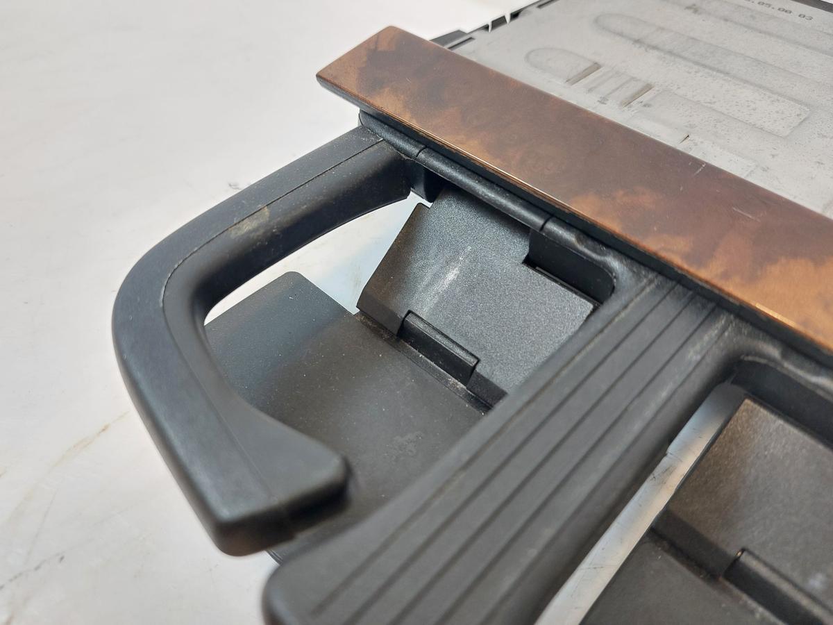 VW Bora 1J Becherhalter Getränkehalter Dosenhalter Halter vorn Holz Design