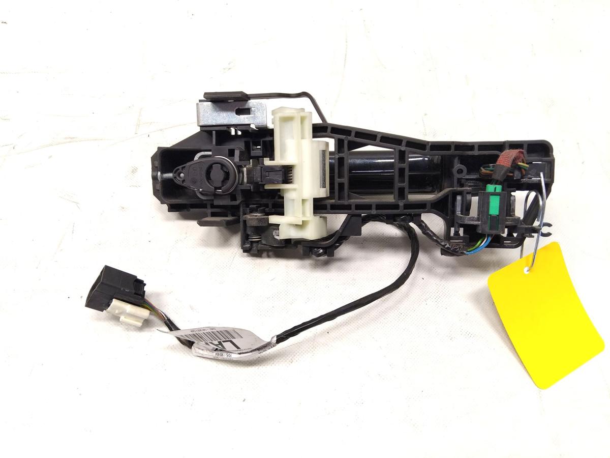 Ford Kuga II original T&uuml;rgriff vorn links mit Tr&auml;ger BJ2013 keyless pantherschwarzmetallic