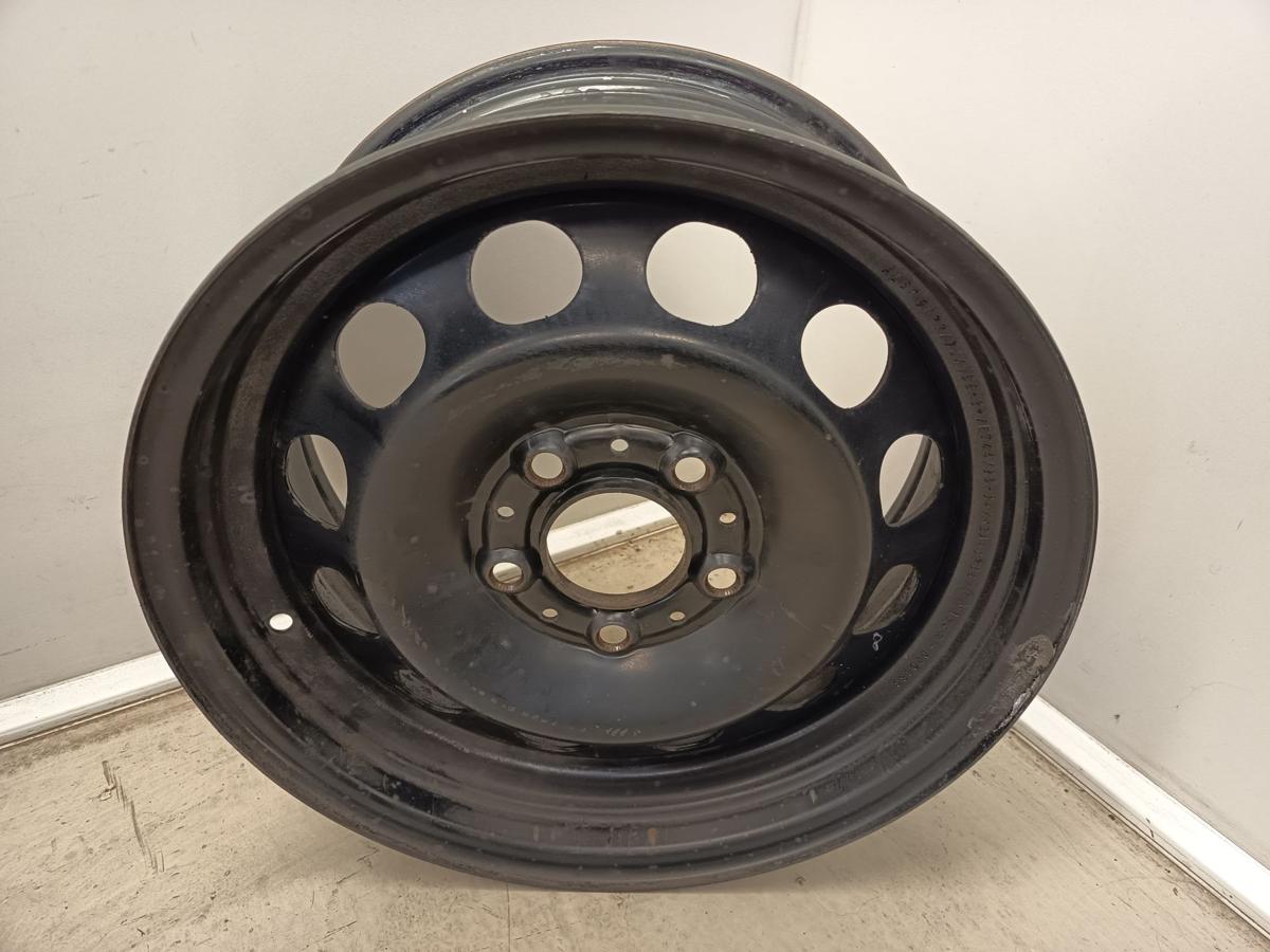 BMW E87 Satz Stahlfegen 7x16 ET44 5x120 OHNE Reifen Bj 2005