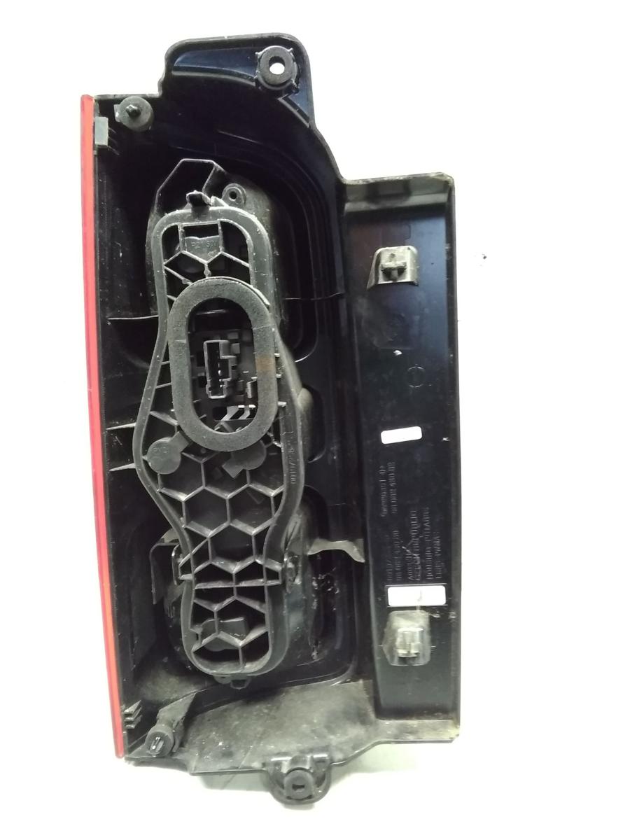 Opel Vivaro C original R&uuml;ckleuchte Heckleuchte rechts 9808243080 BJ2022