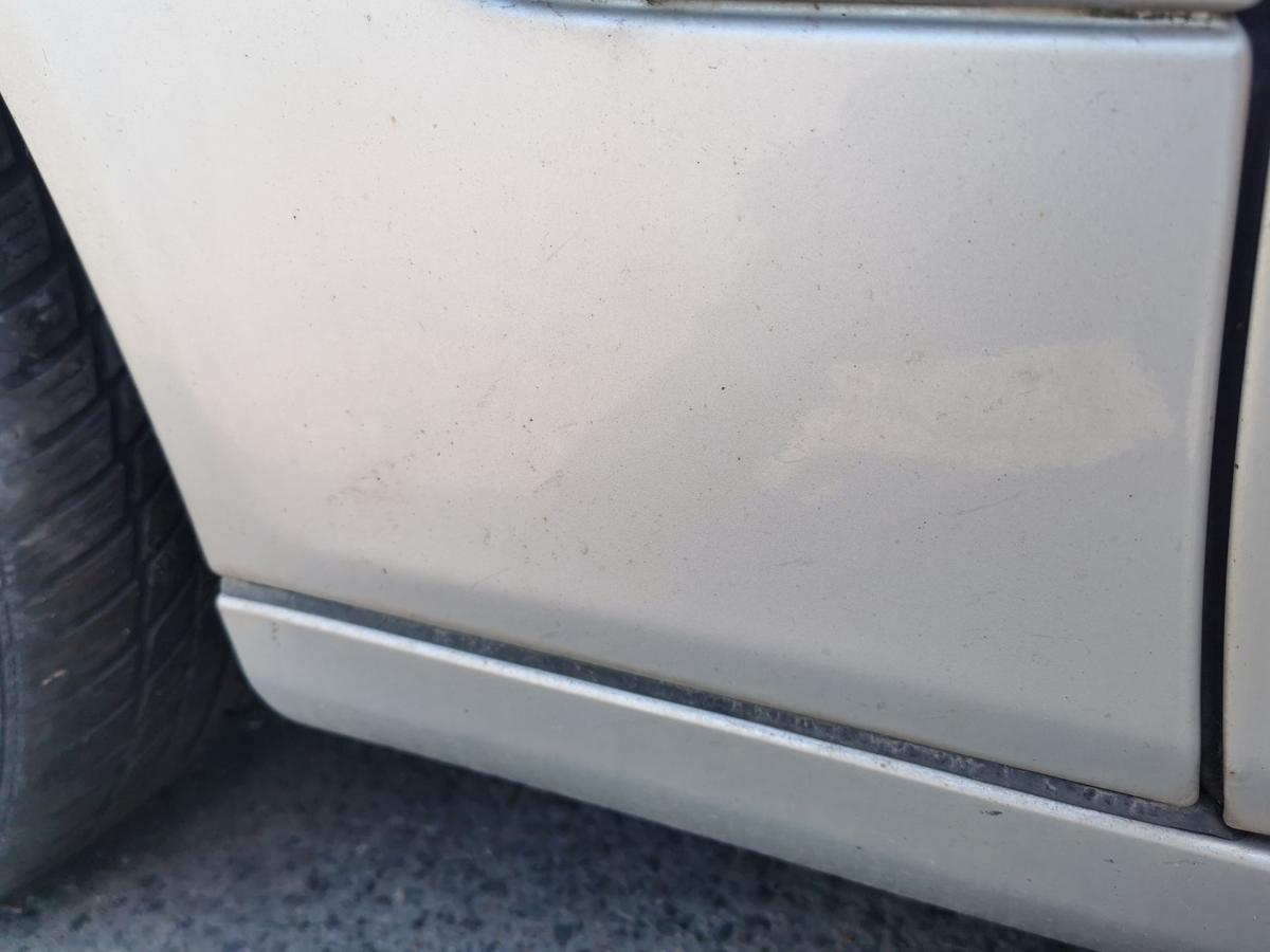 Mercedes E Klasse 211 Kotflügel Fender Seitenwand vorn links 744 Brillantsilber