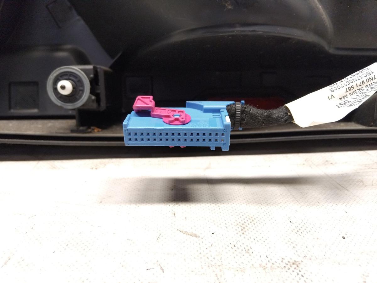 Seat Alhambra 7N original T&uuml;rverkleidung vorn links Stoff titanschwarz Bj.2015