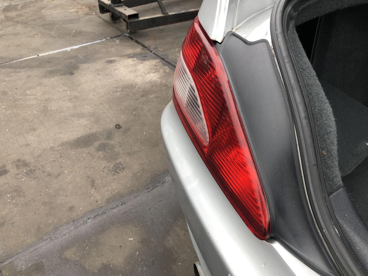 Peugeot 406 Coupe original Rückleuchte links Heck/Schluss/Licht Bj 2002