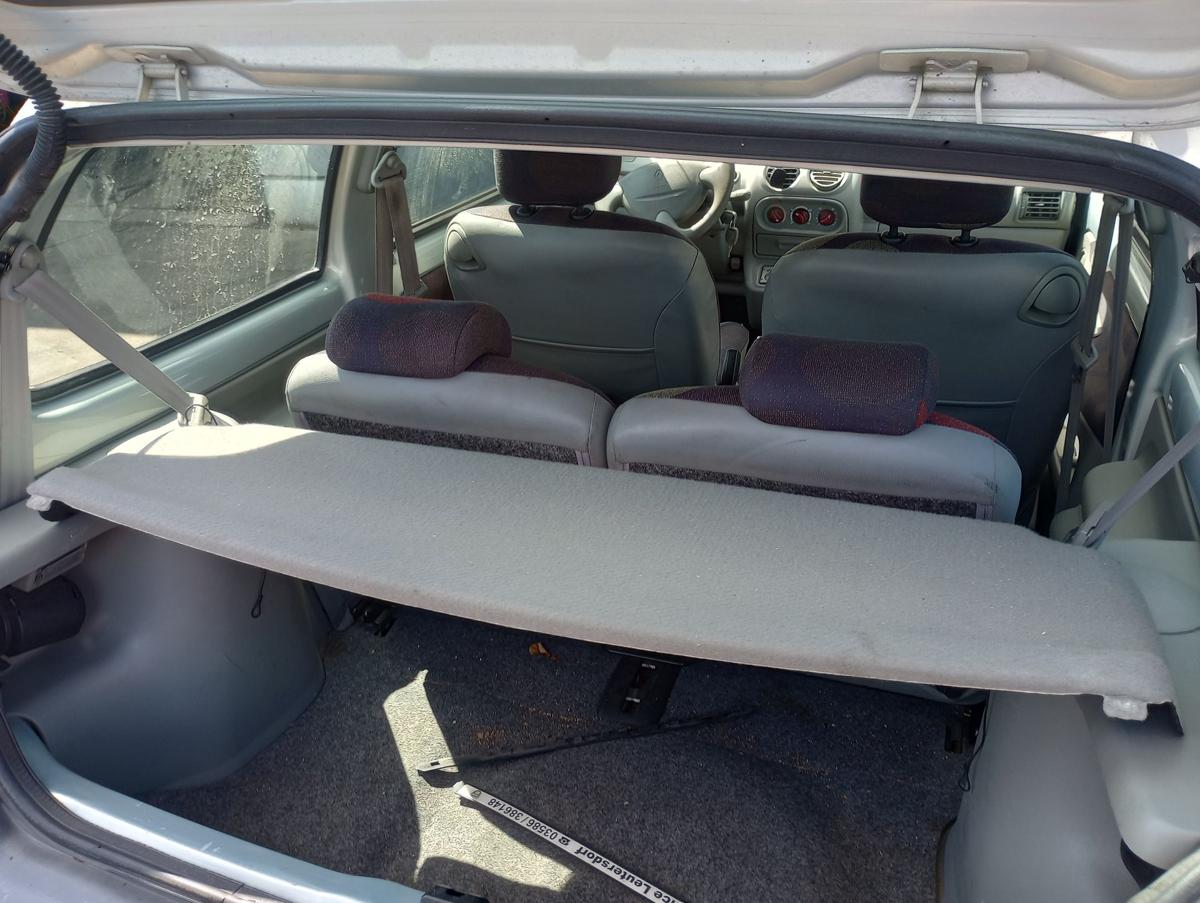 Renault Twingo C06 orig Hutablage Kofferraumabdeckung Grau Bj 2002
