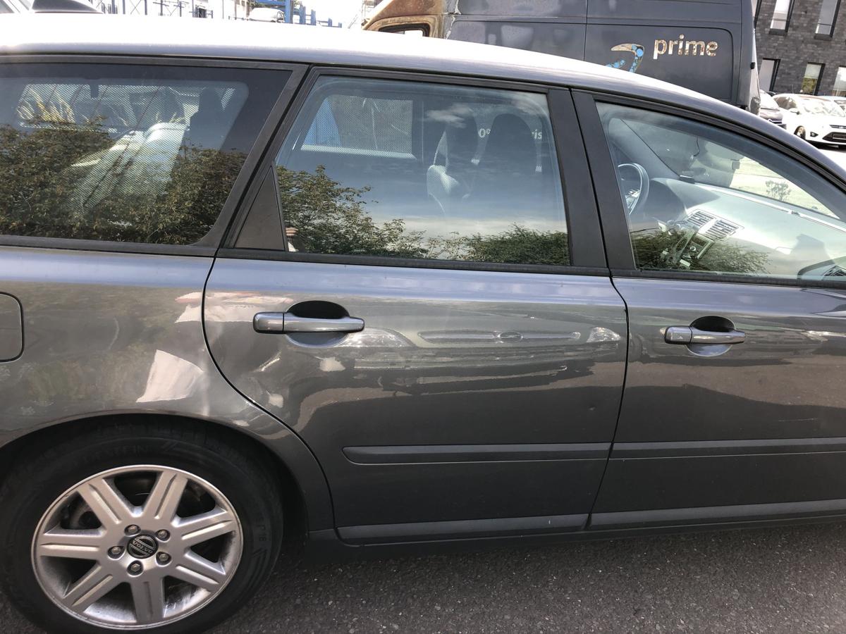 Volvo V50 Typ M T&uuml;r hinten rechts Fondt&uuml; Rohbau 45500 Titanium Grey Metallic